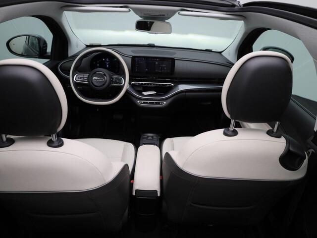 Fiat 500C 500e 42 kWh La Prima | Achteruitrijcamera | Adaptive Cruise Control | Canvas Open Dak | CCS | Draadloos Opladen | Leder | Stoelverwarming |
