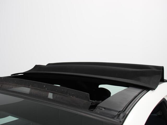 Fiat 500C 1.0 Hybrid Club | Airco | Lichtmetalen velgen | Dab | cruise Control | Touch screen