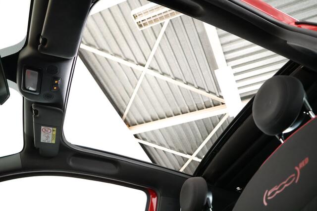 Fiat 500C 1.0 Hybrid RED Cabrio / Opendak / Navigatie / Cruise / Carplay