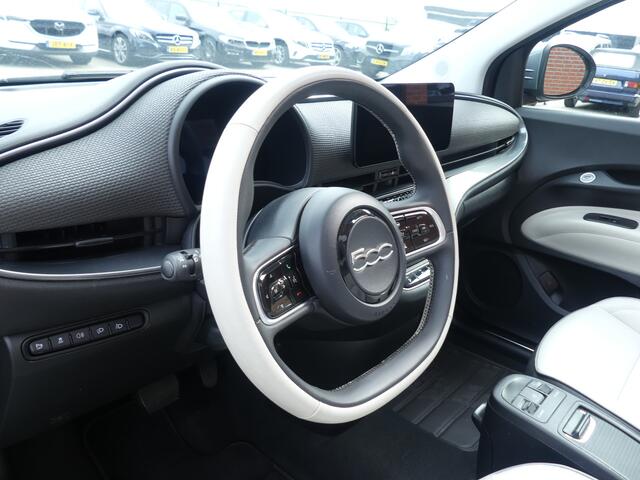 Fiat 500C La Prima 42 kWh