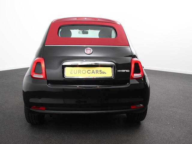 Fiat 500C 1.0 Hybrid Club Cabrio Airco LED Parkeersensoren achter Cruise control Radio Apple Carplay/ Android Auto