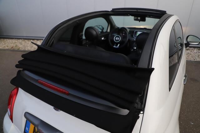 Fiat 500C 1.0 Hybrid Sport Cabrio 16 inch LMV Half Leder Navigatie Carplay Android Climate Cruisecontrol Rode Remklauwen Super Netjes!