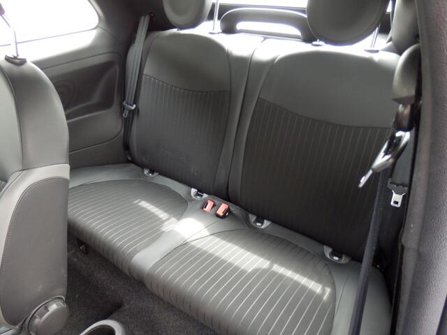 Fiat 500C 1.0 Hybr. Rockstar