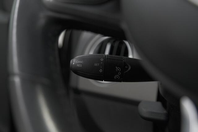 Fiat 500C 1.0 Hybrid Dolcevita | Elektrisch Vouwdak | Apple Carplay | Climate Control | Parkeersensoren