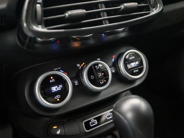 Fiat 500X 1.3 GSE Sport 150Pk Automaat (APPLE CARPLAY, GROOT NAVI, KEYLESS, STOELVERWARMING, CAMERA, LEDEREN SPORTSTOELEN, GETINT GLAS, LED KOPLAMPEN, ZWART HEMEL, NIEUWSTAAT)
