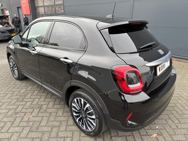 Fiat 500X 130pk Hybrid (Camera - LED - Automatische Airco - Parkeersensoren V+A - Navigatie via Apple Carplay - 17")