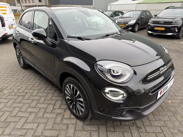 Fiat 500X 130pk Hybrid (Camera - LED - Automatische Airco - Parkeersensoren V+A - Navigatie via Apple Carplay - 17")