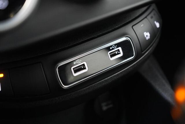 Fiat 500X 1.0 FireFly Turbo 120 Sport | All-seasonbanden | Blind-Spot | Navigatie | Achteruitrijcamera | Stoelverwarming | Lm velgen