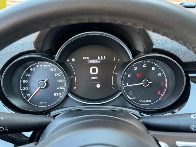 Fiat 500X 1.0 GSE Urb. 120TH AIRCO CRUISE CARPLAY DAB NAV TREKH LED