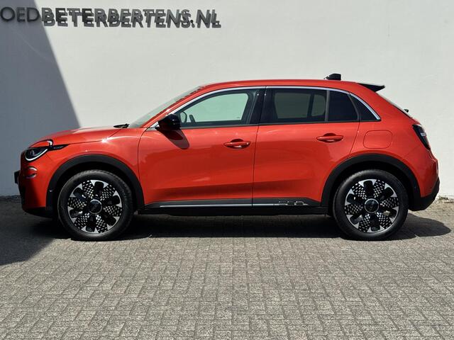 Fiat 600 600e La Prima 54 kWh | Lederen bekleding | Elektr. achterklep | Zeer compleet | Prijs is rijklaar