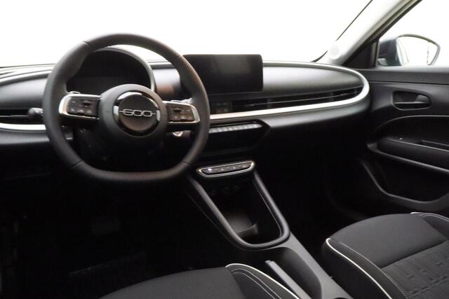 Fiat 600 1.2 Hybrid POP 110 Pk | DEMO | Cruise Control | Climate Control | Camera Achter | Keyless Start |