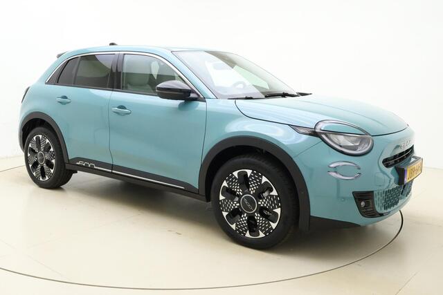 Fiat 600 600e La Prima 54 kWh 156 Pk | DEMO | 400+ Km WLTP | Electrische Achterklep | Lederen Bekleding | Camera Achter | Keyless Start