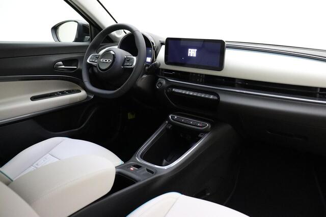 Fiat 600 Hybrid 110pk Automaat La Prima | Navigatie | Apple Carplay/Android Auto | Stuur- en stoelverwarming | Climate Control | Adaptieve Cruise Control | Voorruitverwarming