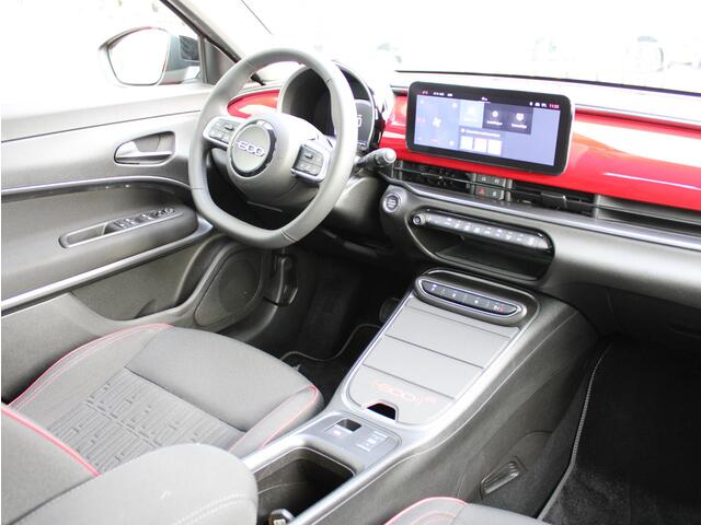 Fiat 600 600e RED 54 kWh | Automaat | Climate / Park. Sensoren / Apple Carplay