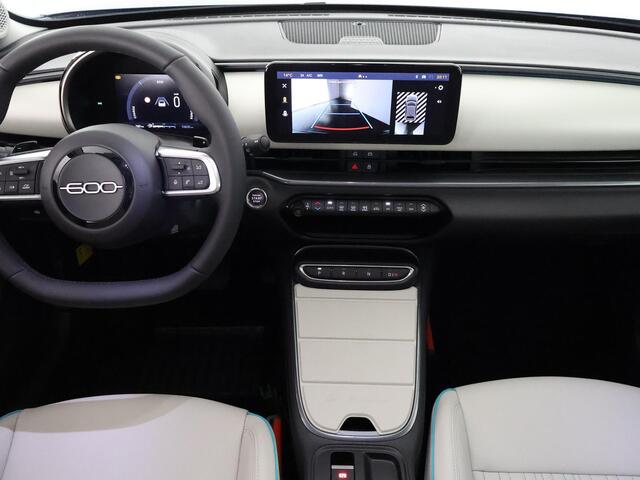 Fiat 600 1.2 Hybrid La Prima | Apple Carplay/Android Auto | Dodehoek detectie | Parkeersensoren