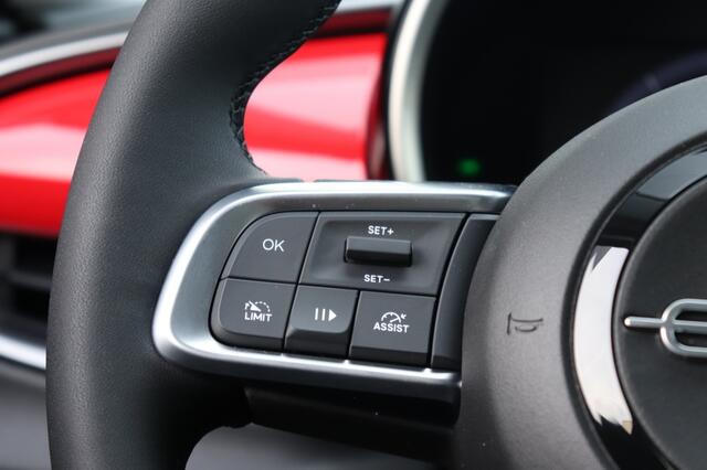 Fiat 600 600e RED 54 kWh | Carplay | Clima | Cruise | PDC