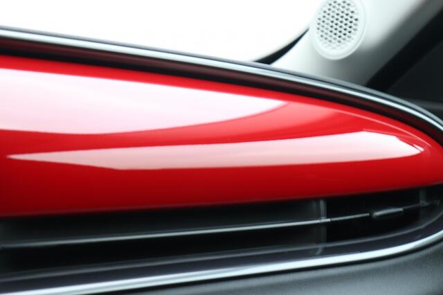 Fiat 600 600e RED 54 kWh | Carplay | Clima | Cruise | PDC