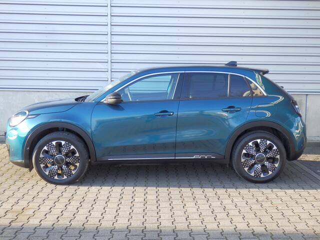 Fiat 600 101PK Hybrid La Prima | 360 camera | Massagestoel | Compleet |