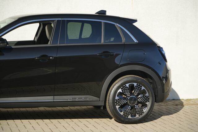 Fiat 600 600e La Prima 54 kWh | Navi | Camera | Carplay | 18"