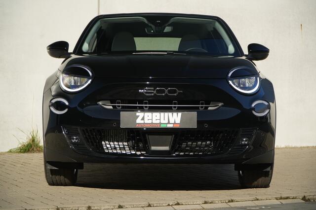 Fiat 600 1.2 Hybrid 145 PK La Prima | Navi | Camera | Carplay