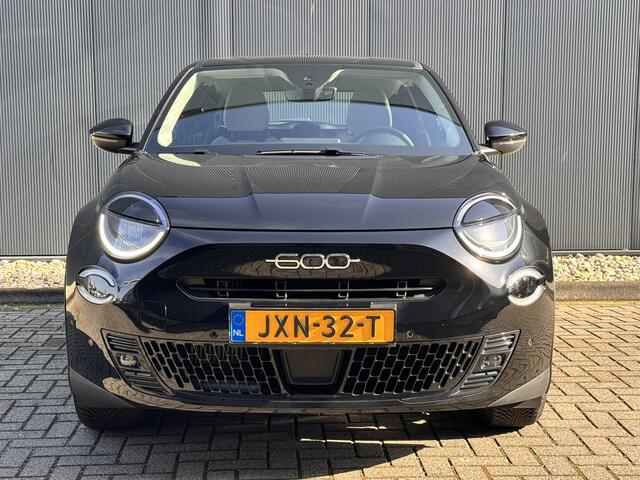 Fiat 600 1.2 Hybrid Urban Automaat | Pack Winter | Pack Comfort | Pack Style