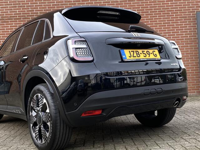 Fiat 600 1.2 Hybrid La Prima NAV ADAP-CRUISE CAMERA STOELVW CARPLAY LMV