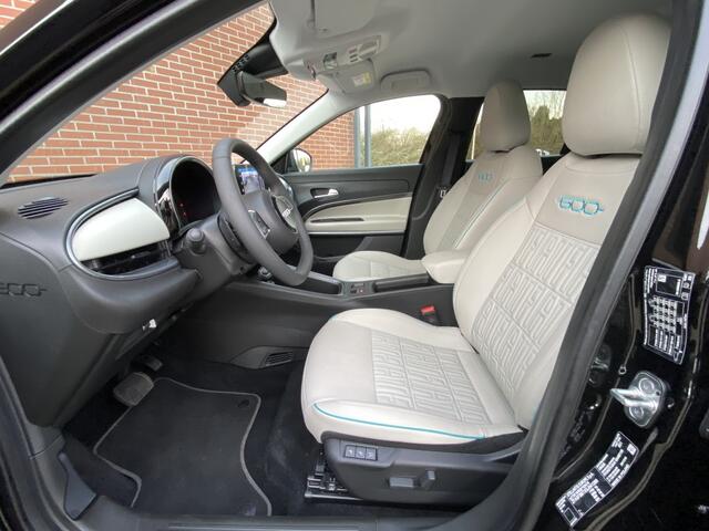 Fiat 600 1.2 Hybrid La Prima NAV ADAP-CRUISE CAMERA STOELVW CARPLAY LMV