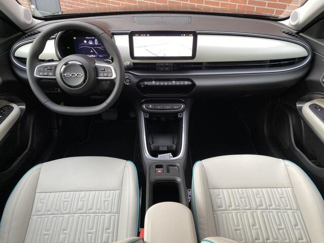 Fiat 600 1.2 Hybrid La Prima NAV ADAP-CRUISE CAMERA STOELVW CARPLAY LMV