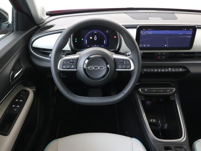 Fiat 600 1.2 Hybrid La Prima