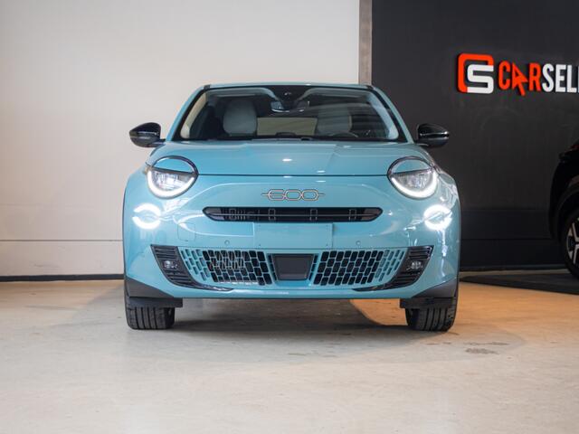Fiat 600 1.2 Hybrid La Prima