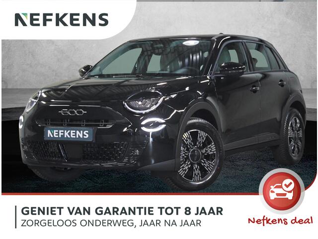 Fiat 600 1.2 Hybrid Icon | Parkeersensoren | ClimateControl | AppleCarPlay/AndroidAuto | CruiseControl | Armsteun |