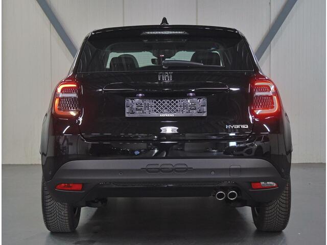 Fiat 600 1.2 Hybrid Icon | Parkeersensoren | ClimateControl | AppleCarPlay/AndroidAuto | CruiseControl | Armsteun |