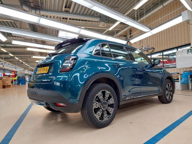 Fiat 600 1.2 Hybrid Urban ALL-INRIJKLAARPRIJS/Stoel en stuurverwarming/Navigatie/Keyless/Parkeersensoren