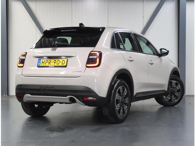 Fiat 600 1.2 110PK Urban | 1ste eigenaar | AppleCarPlay/AndroidAuto | Climate Control | Cruise Control | Camera | Parkeersensoren | Navigatie | AUTOMAAT | LM velgen | Keyless | LED | Isofix | Sfeerverlichting | Stoel/Voorruitverwarmd |