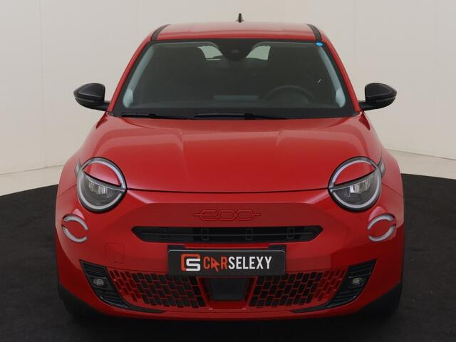 Fiat 600 e 115 kW Red