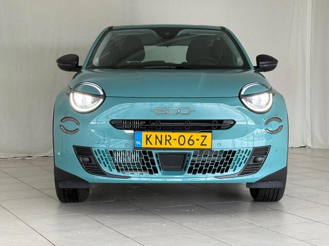 Fiat 600 1.2 Hybrid Urban | Apple-Android | Cruise control | Registratie korting