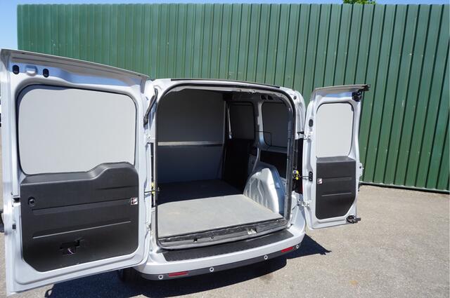 Fiat DOBLO Cargo 1.3 MultiJet 95pk SX L1H1 + Airco/ Cruise/ Mooie auto/ Garantie/ Nieuwe APK