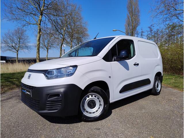 Fiat DOBLO L1 1.5 BlueHDi 130pk EAT8 AUTOMAAT | GEEN BPM | Climate control | Keyless entry | Multimedia | Apple Carplay | Android Auto| Draadloze telefoonlader | DAB+ | Parkeersensoren achter | Reservewiel