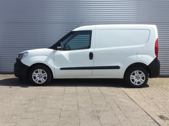 Fiat DOBLO Cargo 1.3 MJ L1H1 Actual | AIRCO | SCHUIFDEUR |