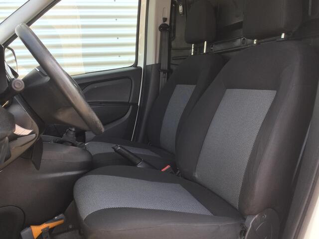 Fiat DOBLO Cargo 1.3 MJ L1H1 Actual | AIRCO | SCHUIFDEUR |