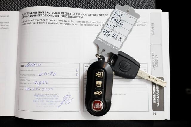 Fiat DOBLO Cargo 1.6 MultiJet 105pk L1H1 Airco/Cruise Control/3 Pers. 03-2022