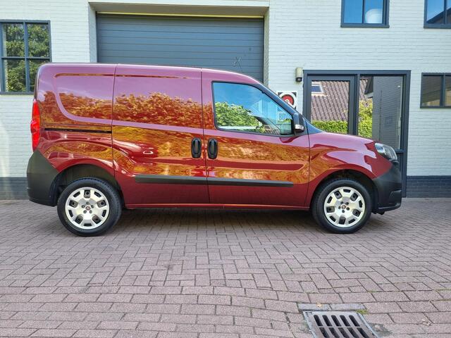 Fiat DOBLO Cargo 1.4 T-Jet L2H1 XL 3-PERSOONS