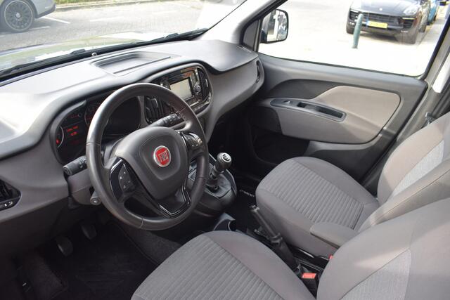 Fiat DOBLO 1.4 T-Jet Lounge Climate Cruise PDC
