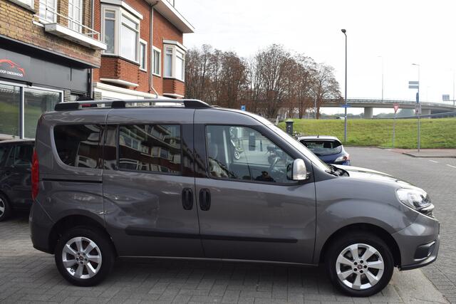 Fiat DOBLO 1.4 T-Jet Lounge Climate Cruise PDC
