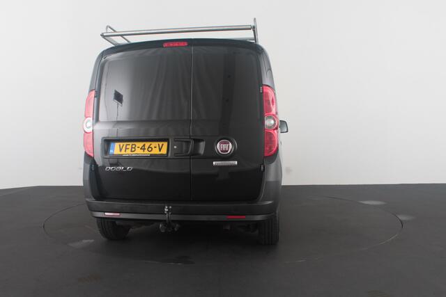 Fiat DOBLO Cargo 1.6 MJ L1H1 105pk > Trekhaak/imperiaal/Cruise/3-zit/navi