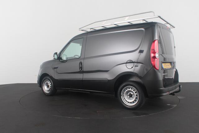 Fiat DOBLO Cargo 1.6 MJ L1H1 105pk > Trekhaak/imperiaal/Cruise/3-zit/navi