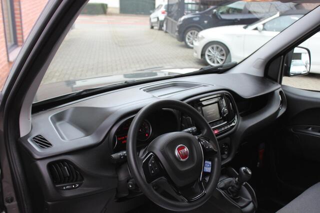 Fiat DOBLO Cargo 1.6 MJ L1H1 Pro Edition Airco, Trekhaak, Betonplex Vloer, BPM vrij