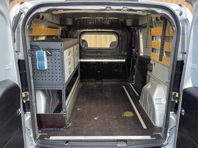 Fiat DOBLO 1.3 MJ L1 | Marge! | Trekhaak | Navigatie | Airconditioning | Cruise Control | Bluetooth | DAB | Multifunctioneel Stuurwiel | Elektrische Spiegels | Elektrische Ramen |