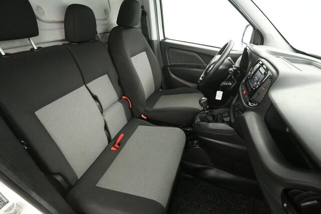 Fiat DOBLO 1.6 MJ ECO JET 105PK | 3-Zits | Airco | Cruise | Trekhaak | Navigatie