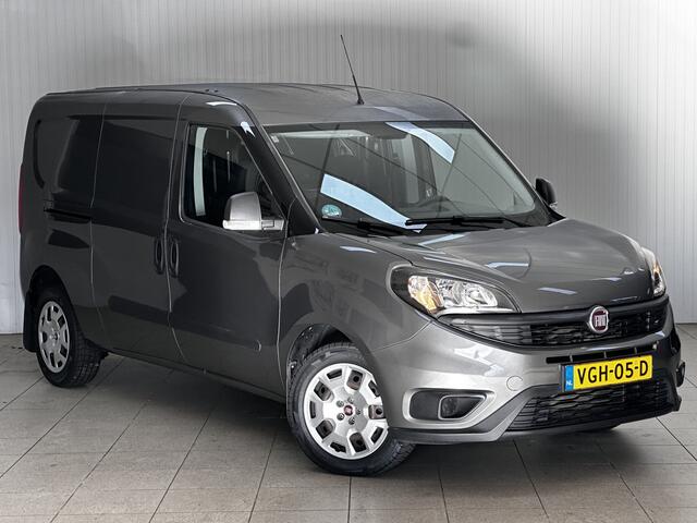 Fiat DOBLO Cargo 1.6 MJ L2H1 Maxi Pro Edition/ Zij-Schuifdeur Rechts/ Apple + Android/ Camera/ Airco/ Cruise/ Elek. pakket/ Bluetooth/ Armsteun/ Multi. LEDER. Stuur/ PDC/ Dagrijverl.